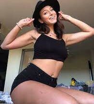 Jeune femme coquine pour rencontre sexe sur Angers